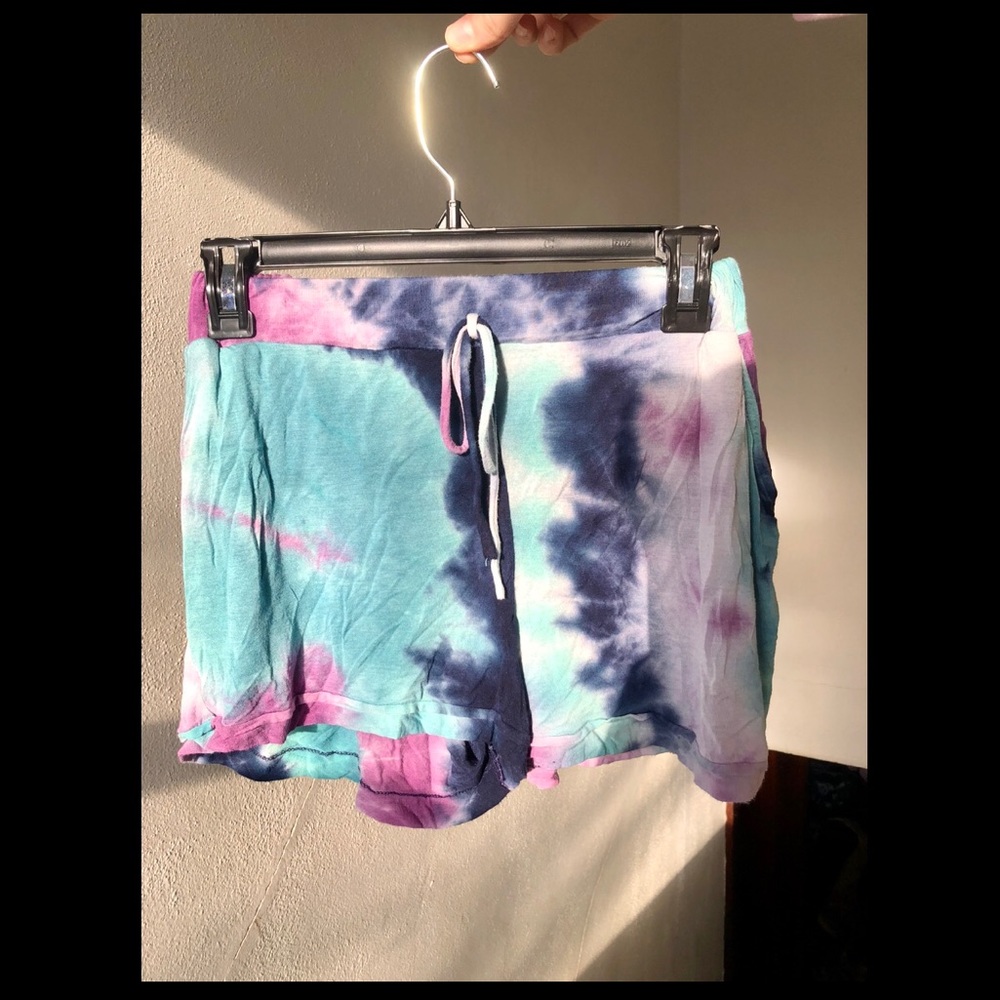 Urban Daizy (boutique) Tie-dye Shorts